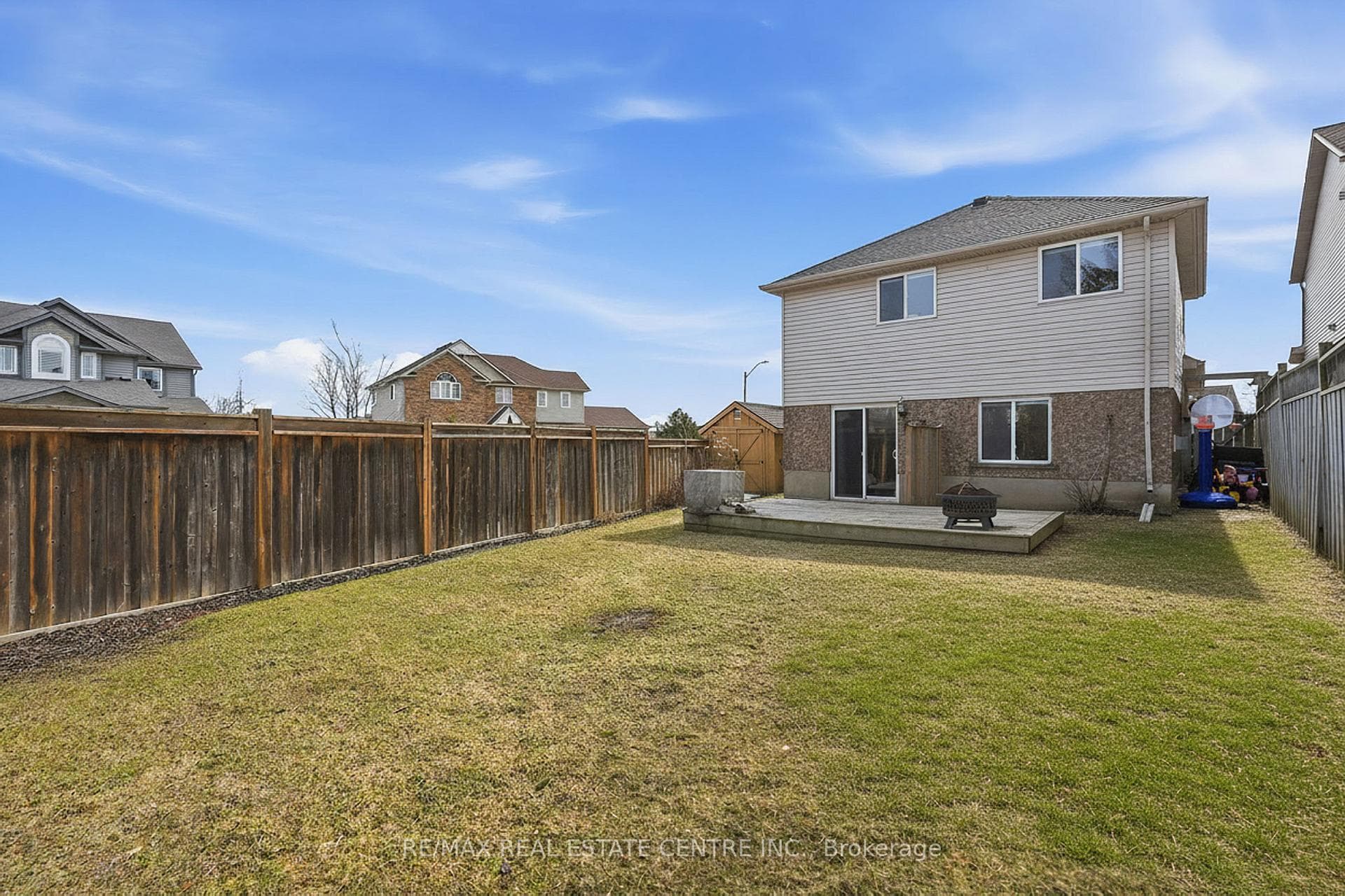 321 Montgomery Boulevard photo 39