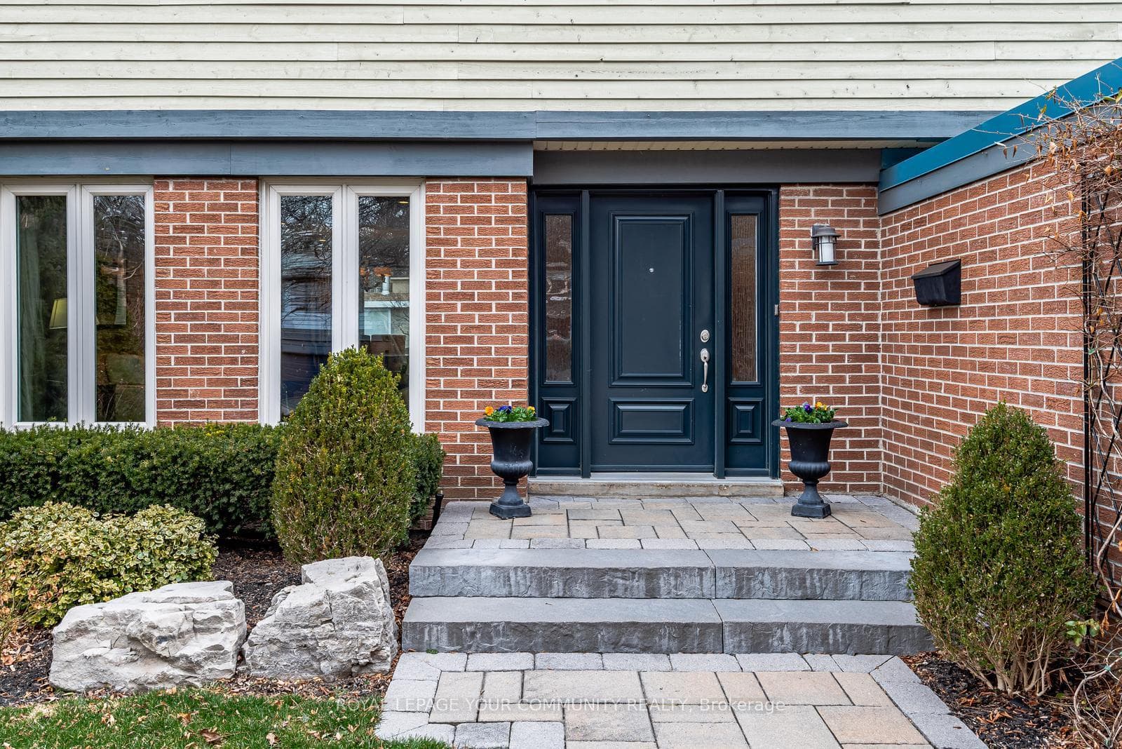 28 Woolsthorpe Crescent photo 4