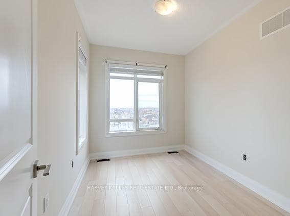 74 Salterton Circle photo 26