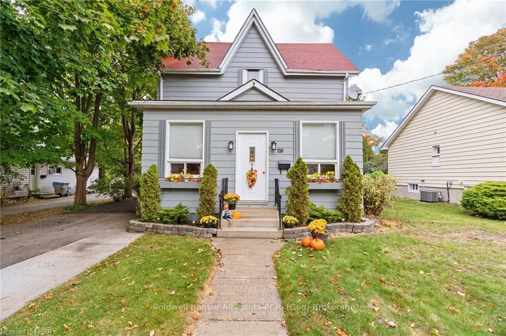 110 QUEBEC Street photo 1
