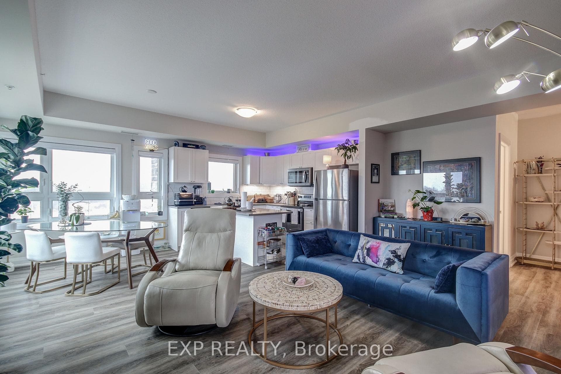 120 Summersides Boulevard Unit 409 photo 25