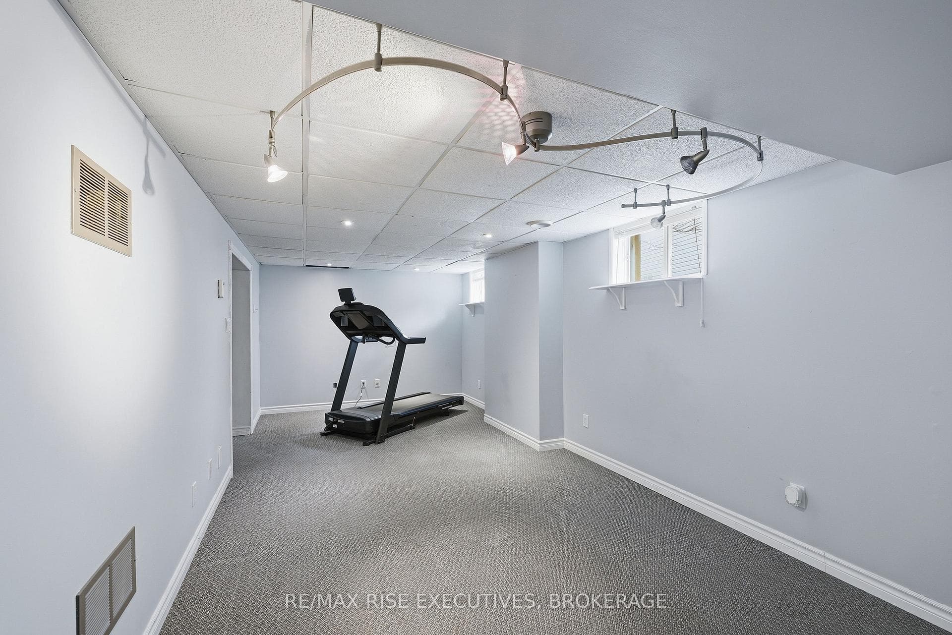 524 Grandtrunk Avenue photo 38