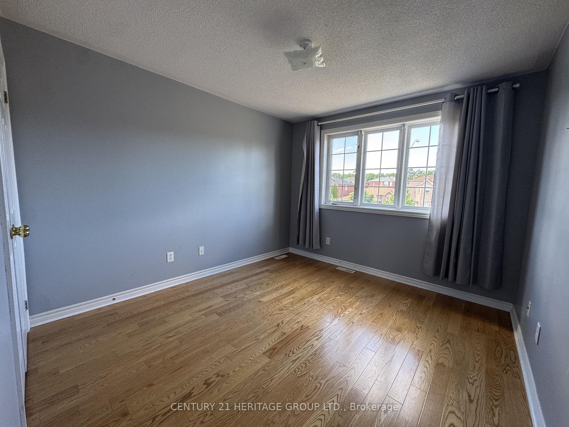 82 Kenwell Crescent photo 12