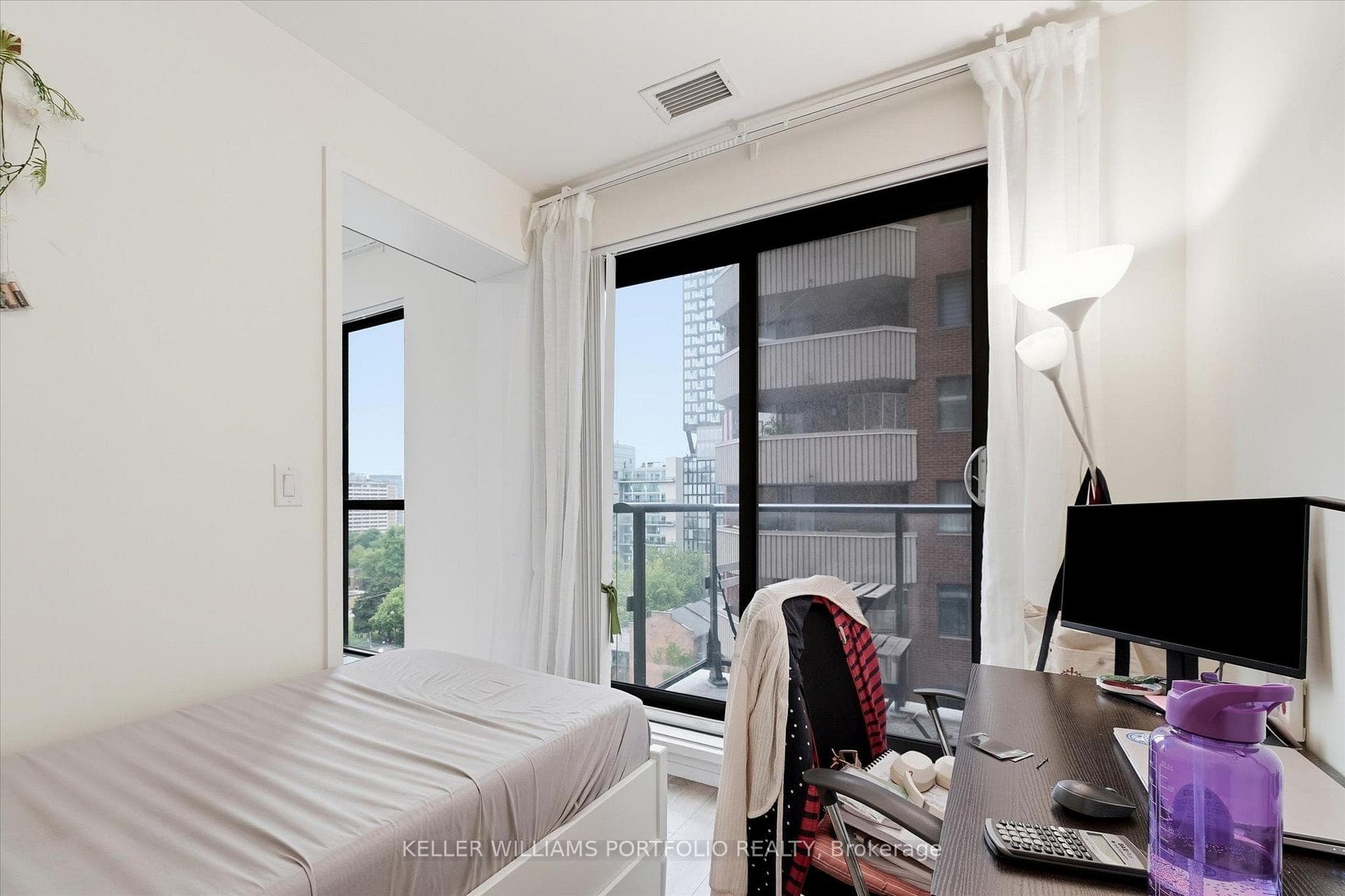 159 Dundas Street Unit 1005 photo 22