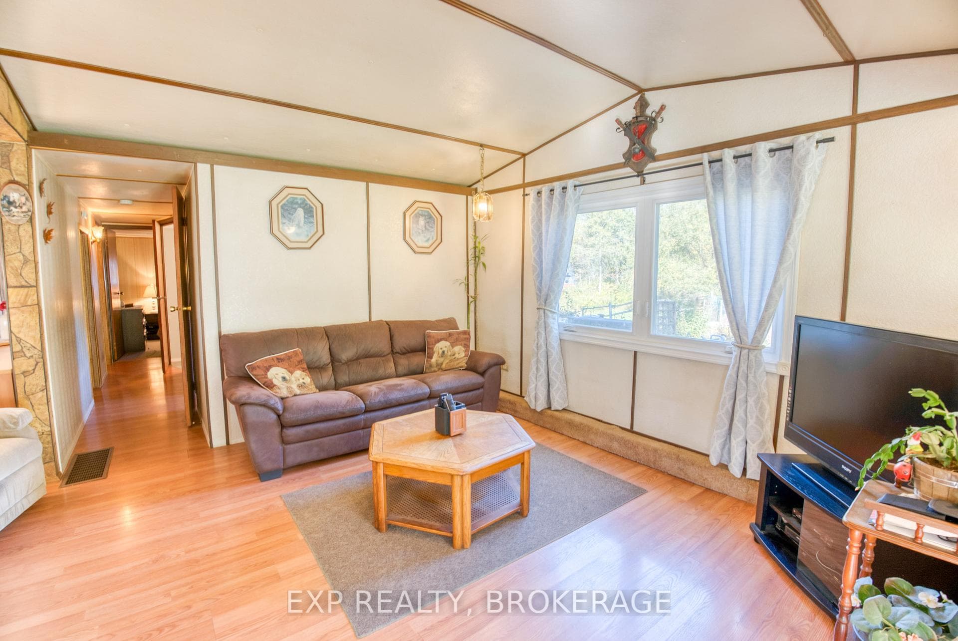 1103 Harold Road photo 9