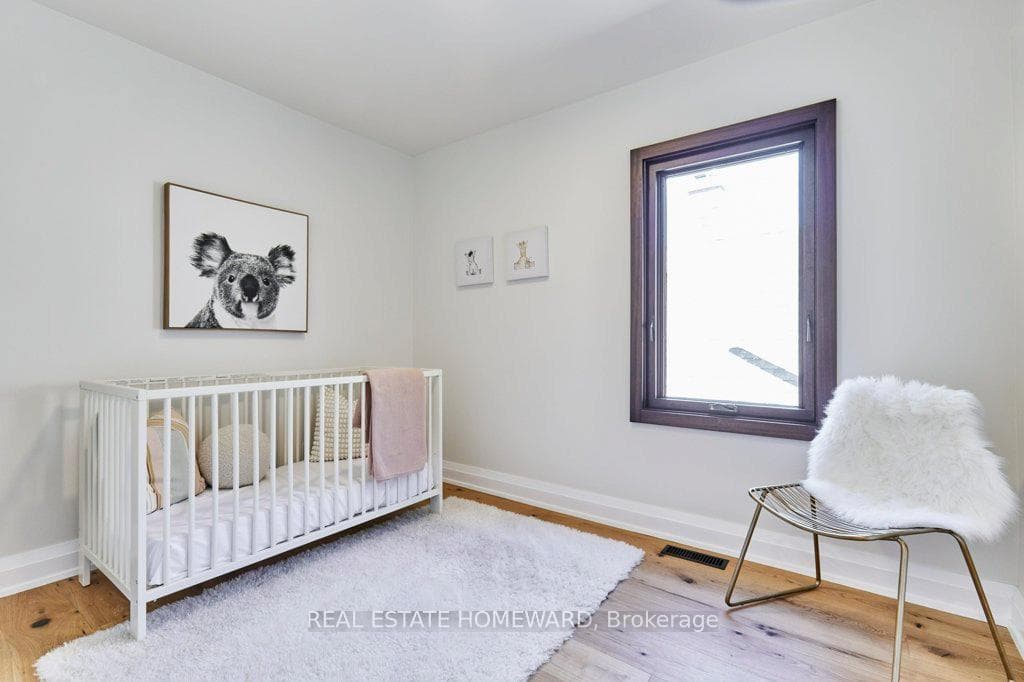 359 Scarborough Road photo 15