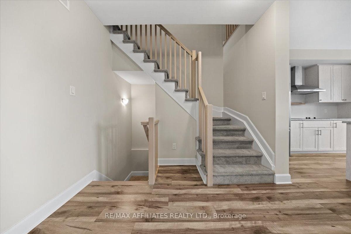 200 Hooper Street photo 5
