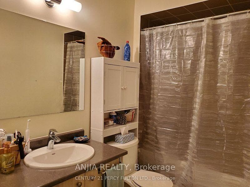 73 Barrister Avenue photo 14