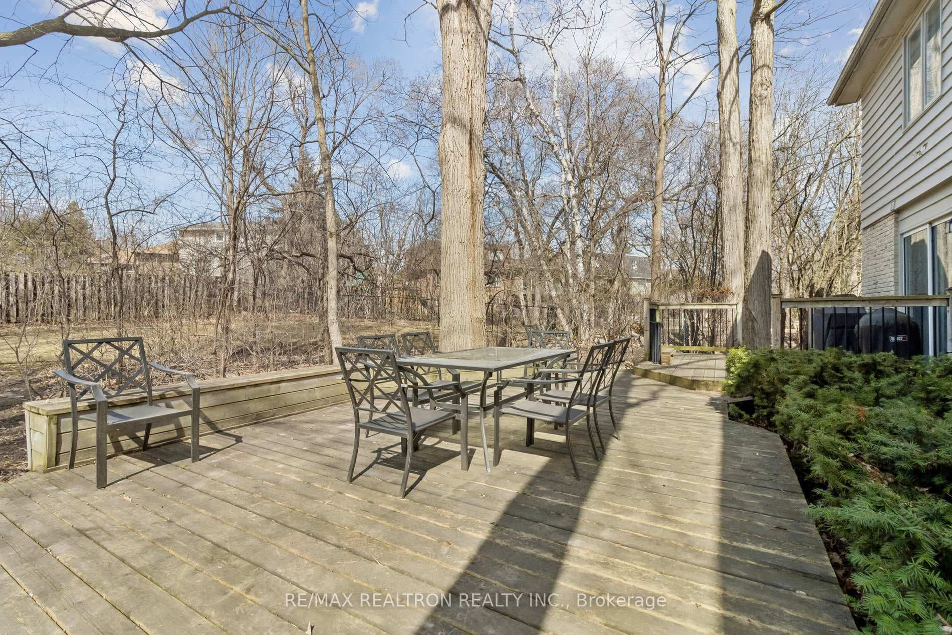 57 Hemingway Crescent photo 34
