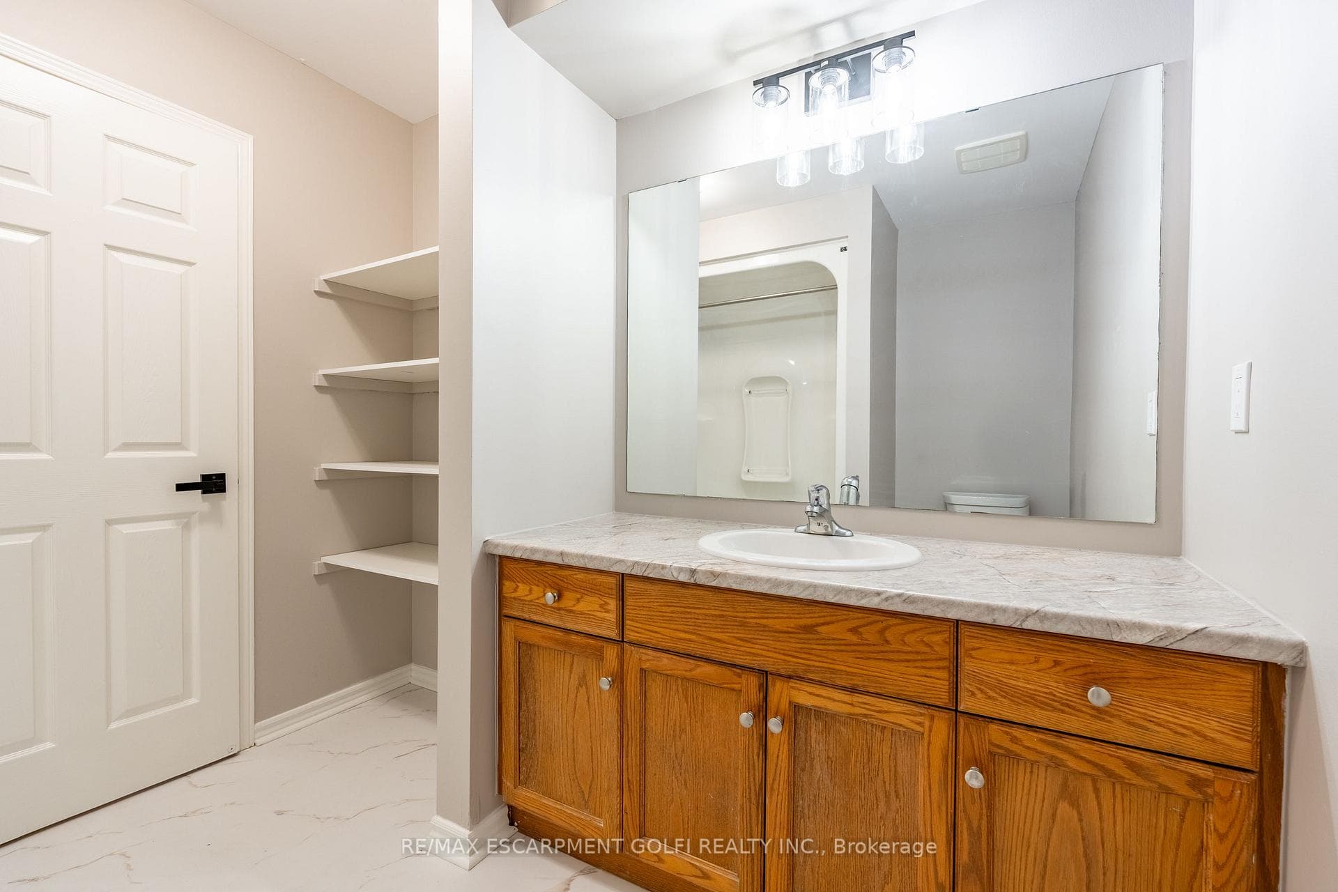 25 Meadowvale Drive Unit 1 photo 21