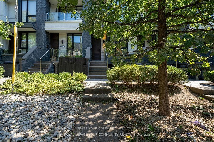 257 Roxton Road photo 4