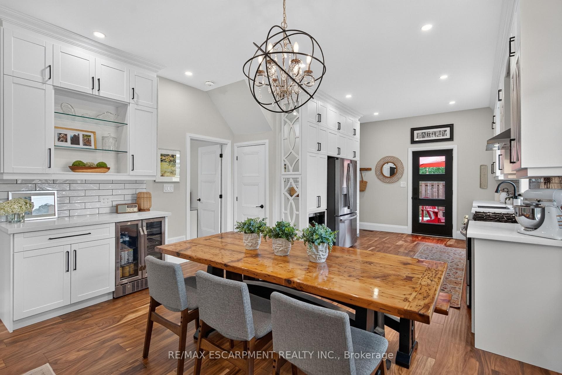 122 Stuart Street photo 8