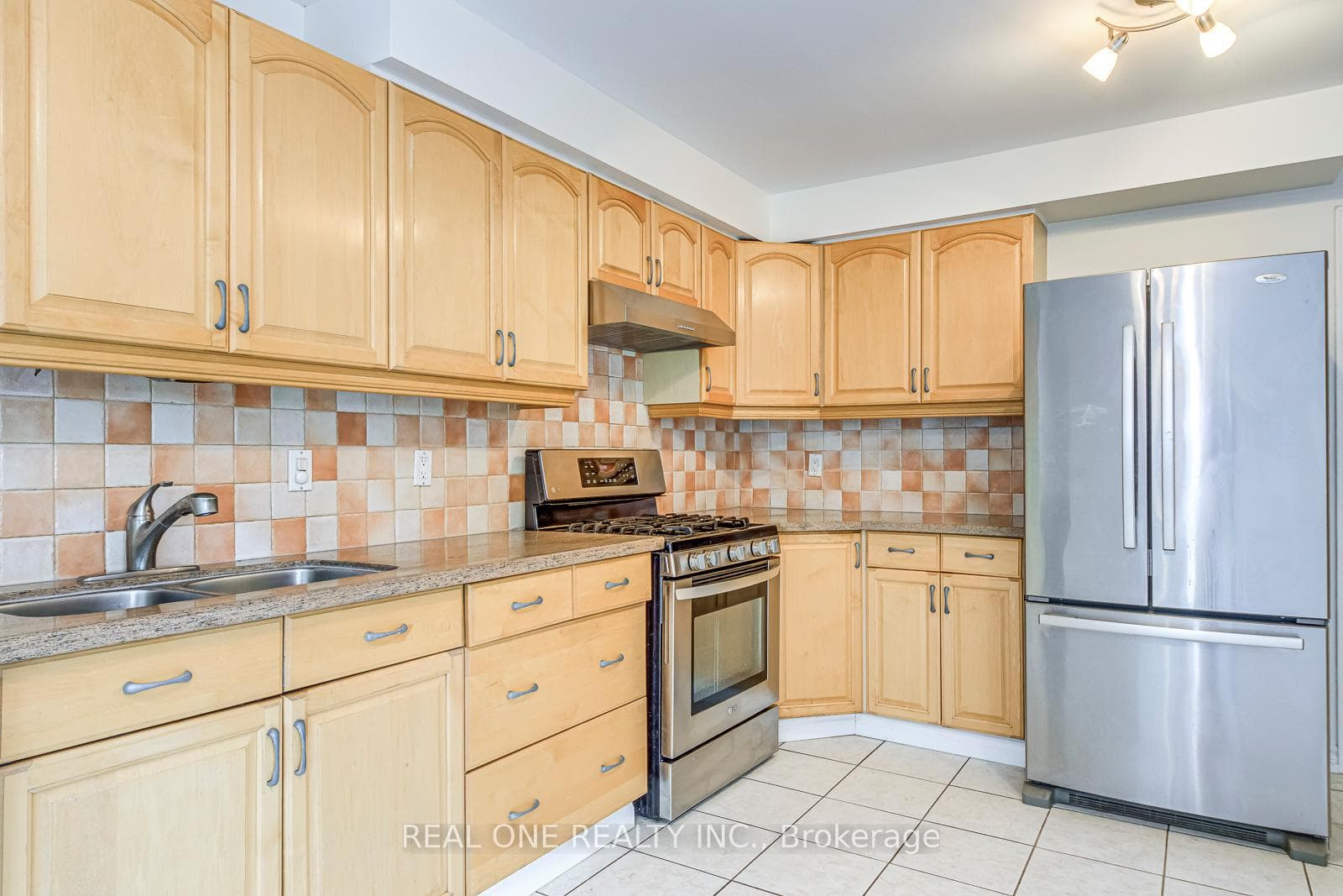 220 Kingsbridge Garden Circle photo 15