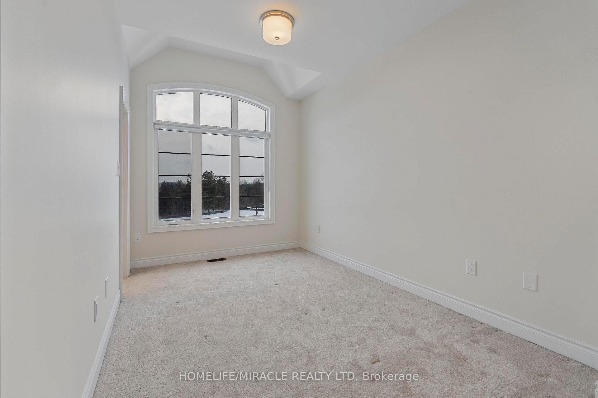 61 Yorkton Boulevard photo 11
