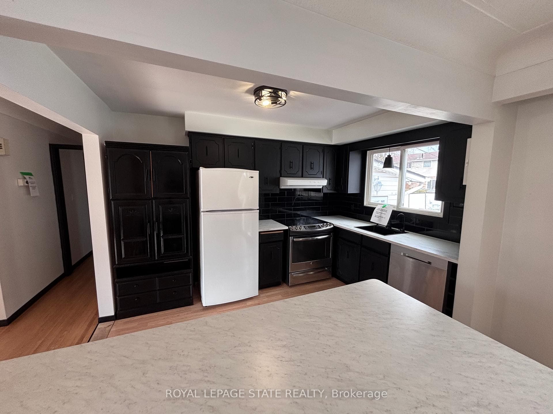 5030 Hartwood Avenue photo 8