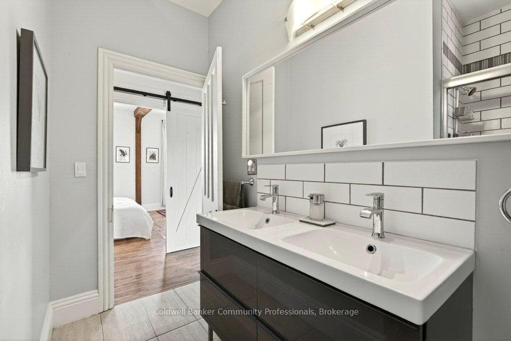 87 East Avenue photo 34