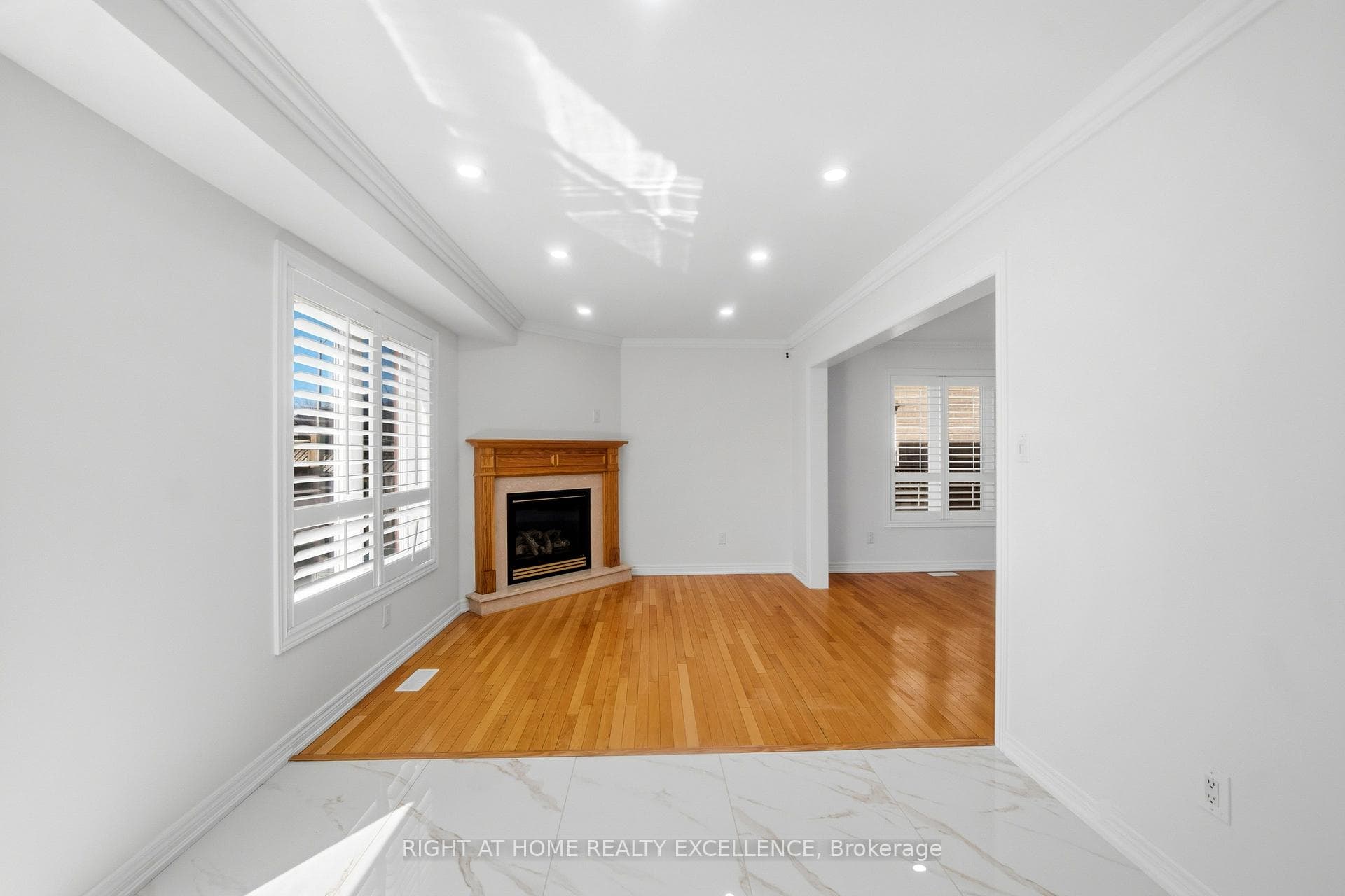 16 Whitford Court photo 12