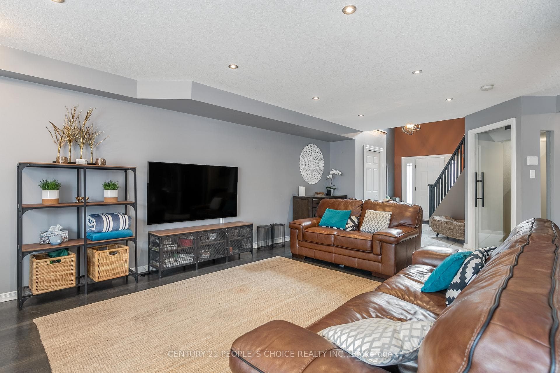 52 Grey Oak Drive photo 5