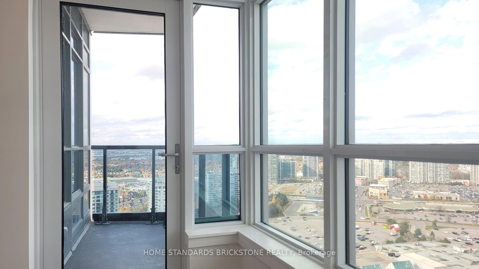 50 Upper Mall Way Unit #B-2708 photo 15