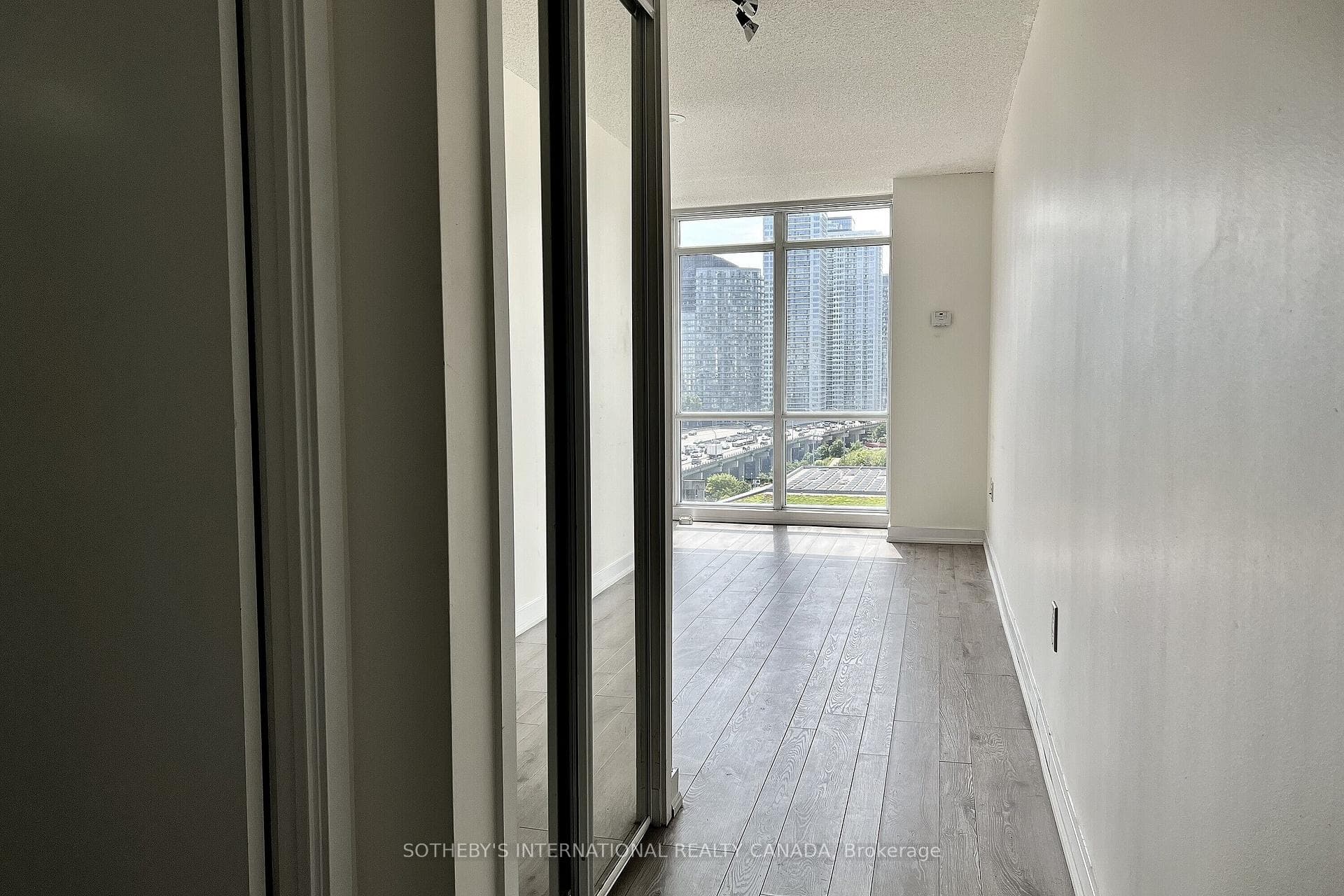 11 Brunel Court Unit 1216 photo 19