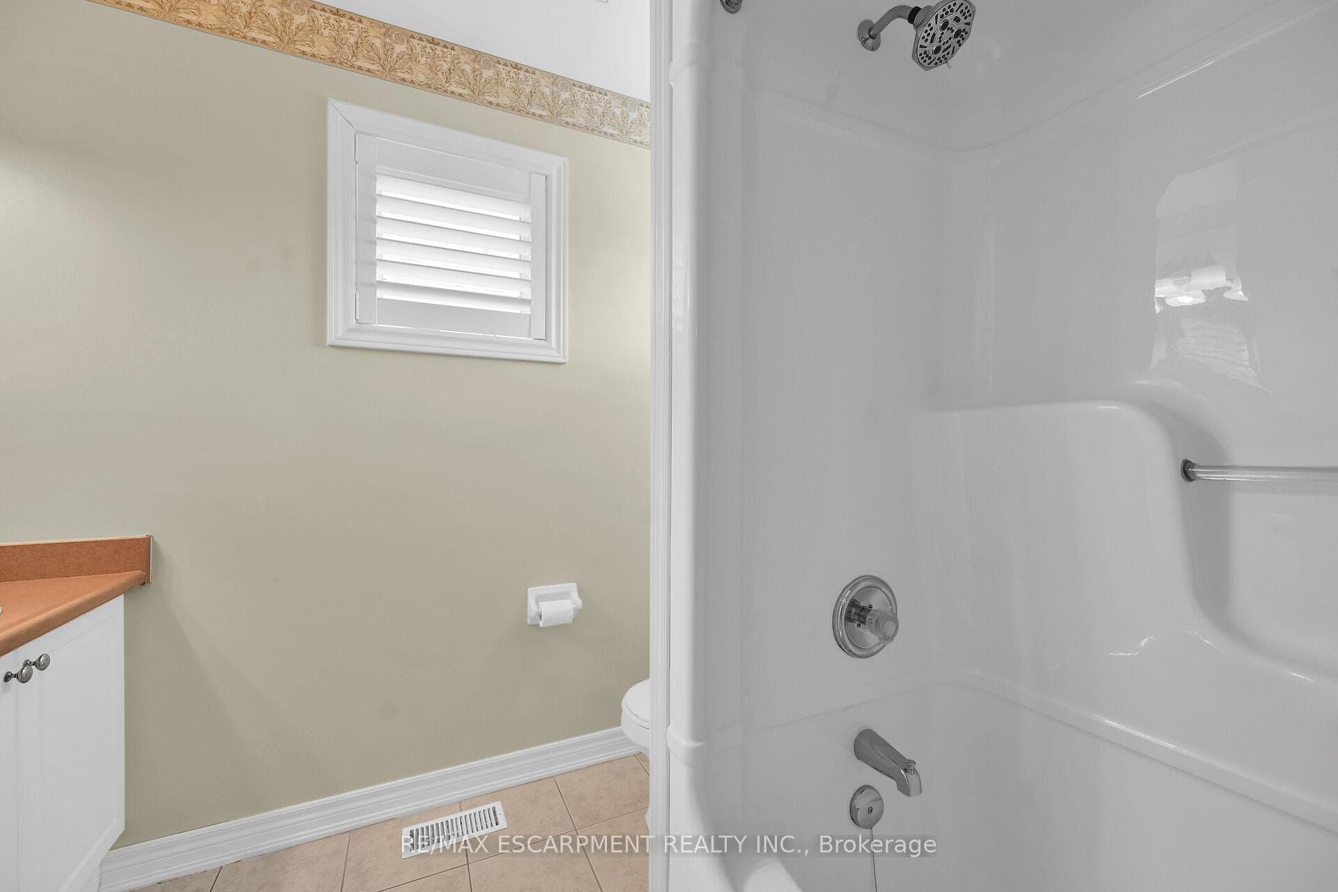 28 Titan Drive photo 25