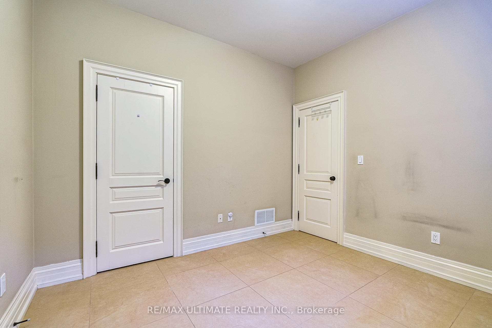 90 Howick Avenue photo 39