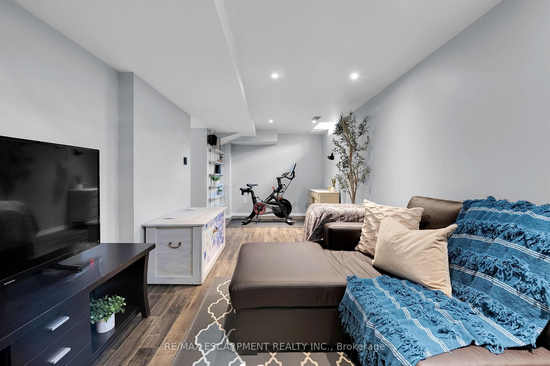 104 Powell Drive photo 30