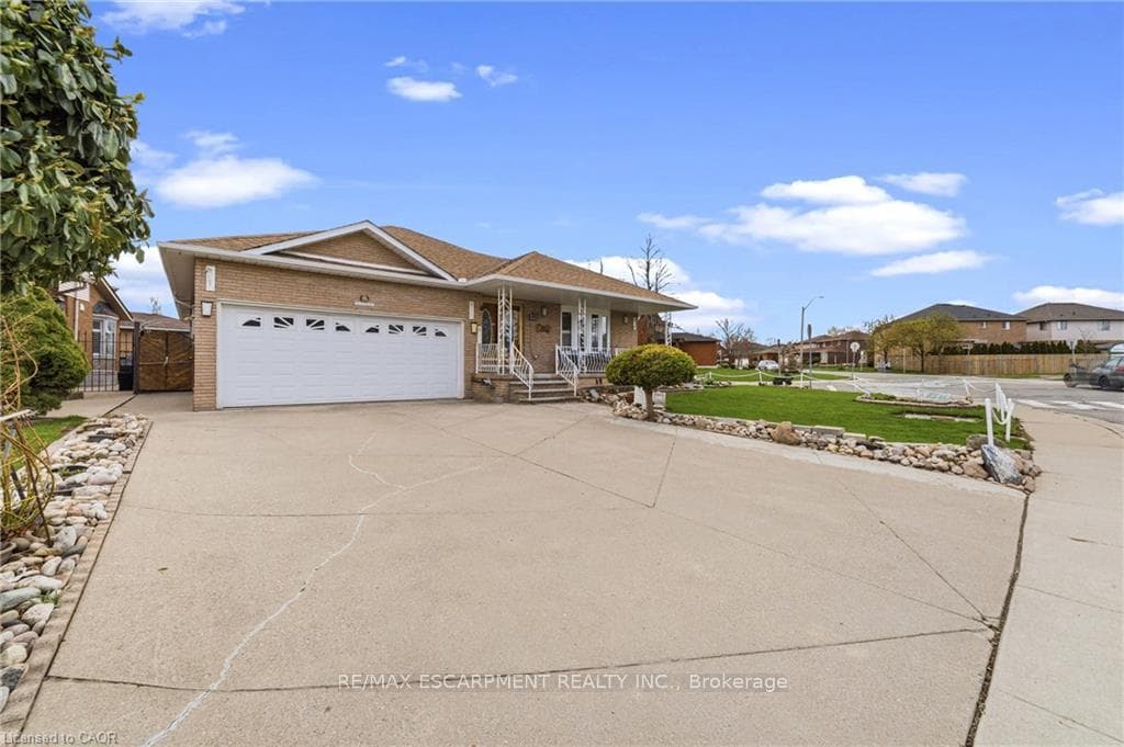 546 Dicenzo Drive photo 2