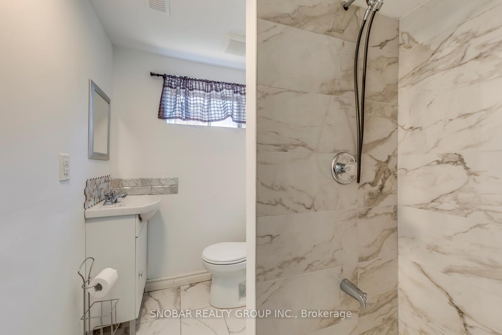 82 Celestine Drive photo 24