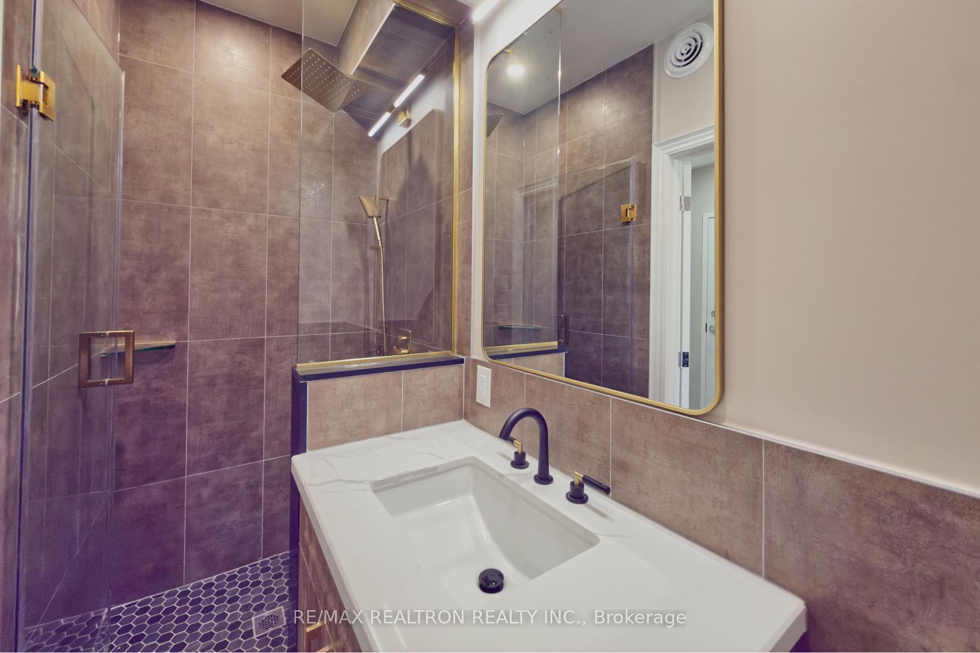 294 Wilson Avenue Unit 201 photo 14
