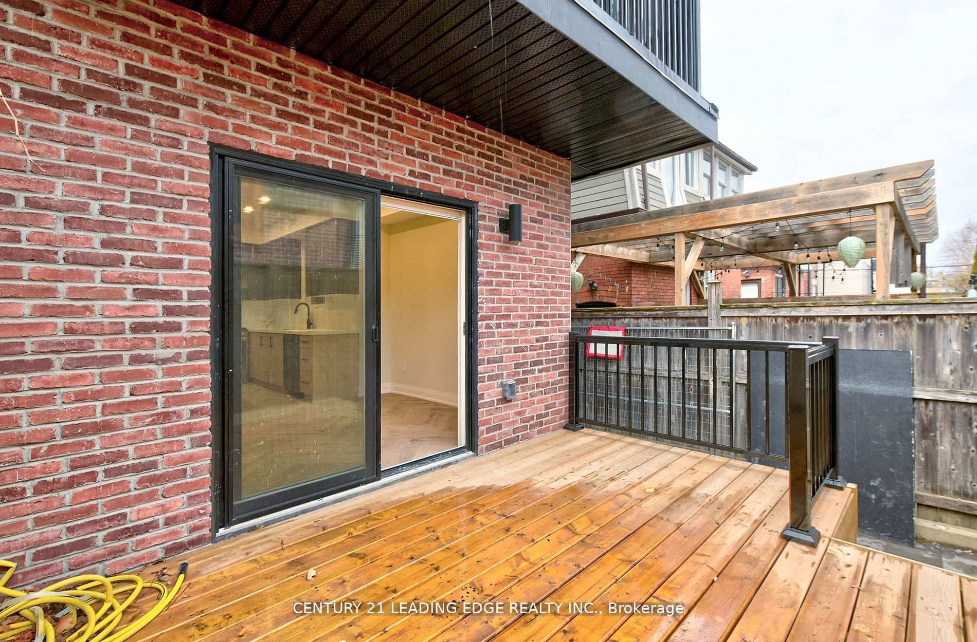 53 Boon Avenue Unit 1 photo 13