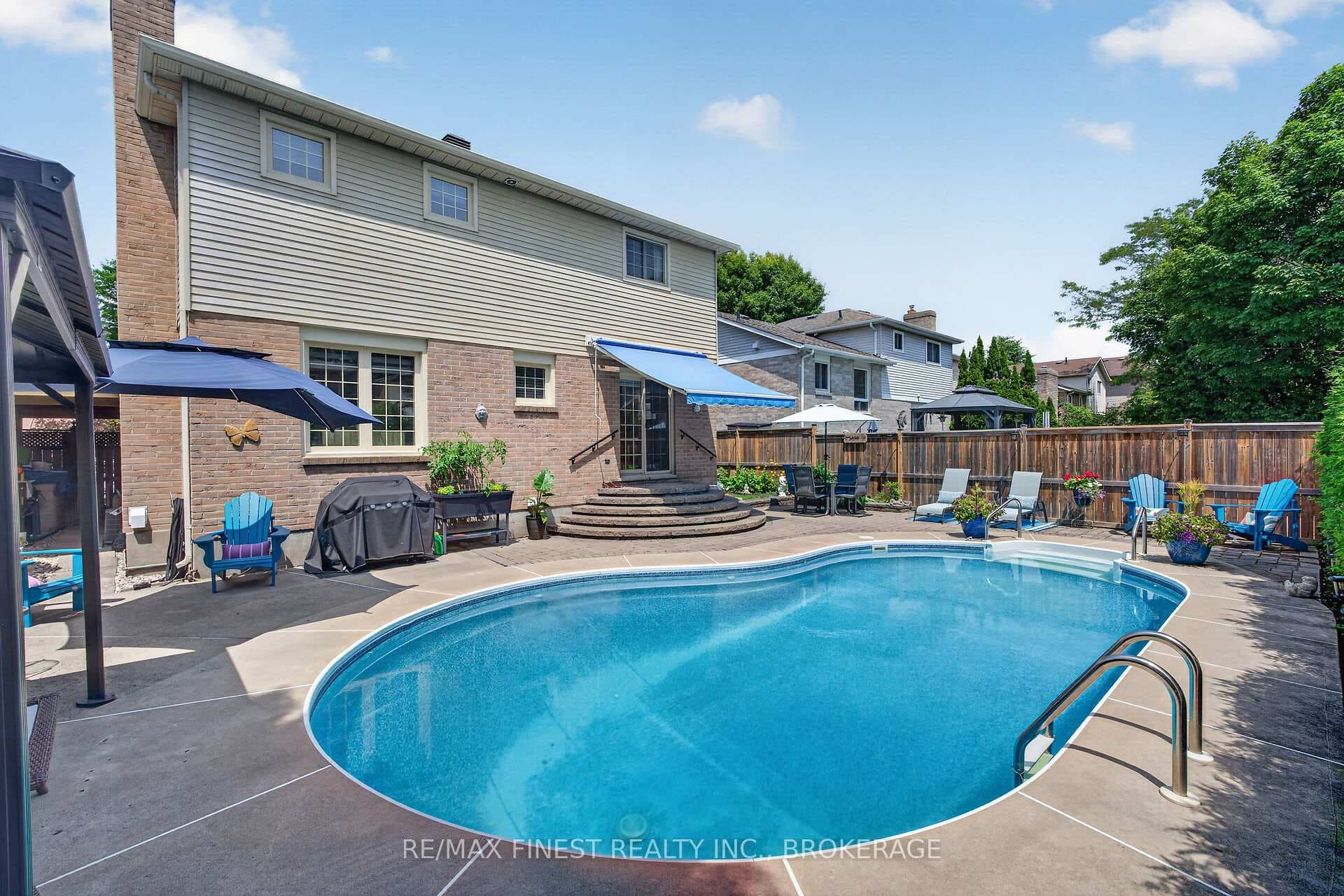 5 Buckingham Court photo 36