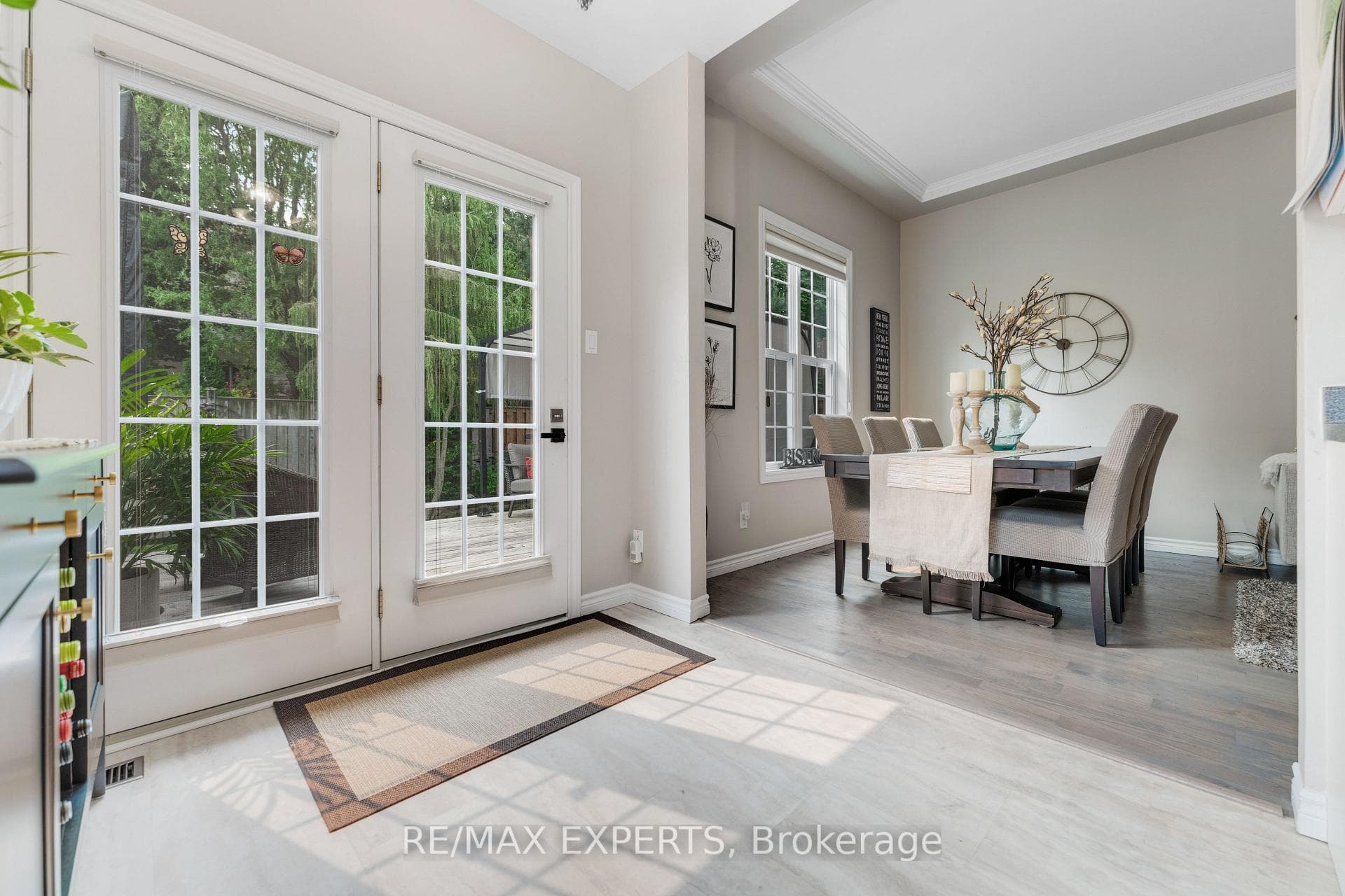 608 Simcoe Street Unit 19 photo 8