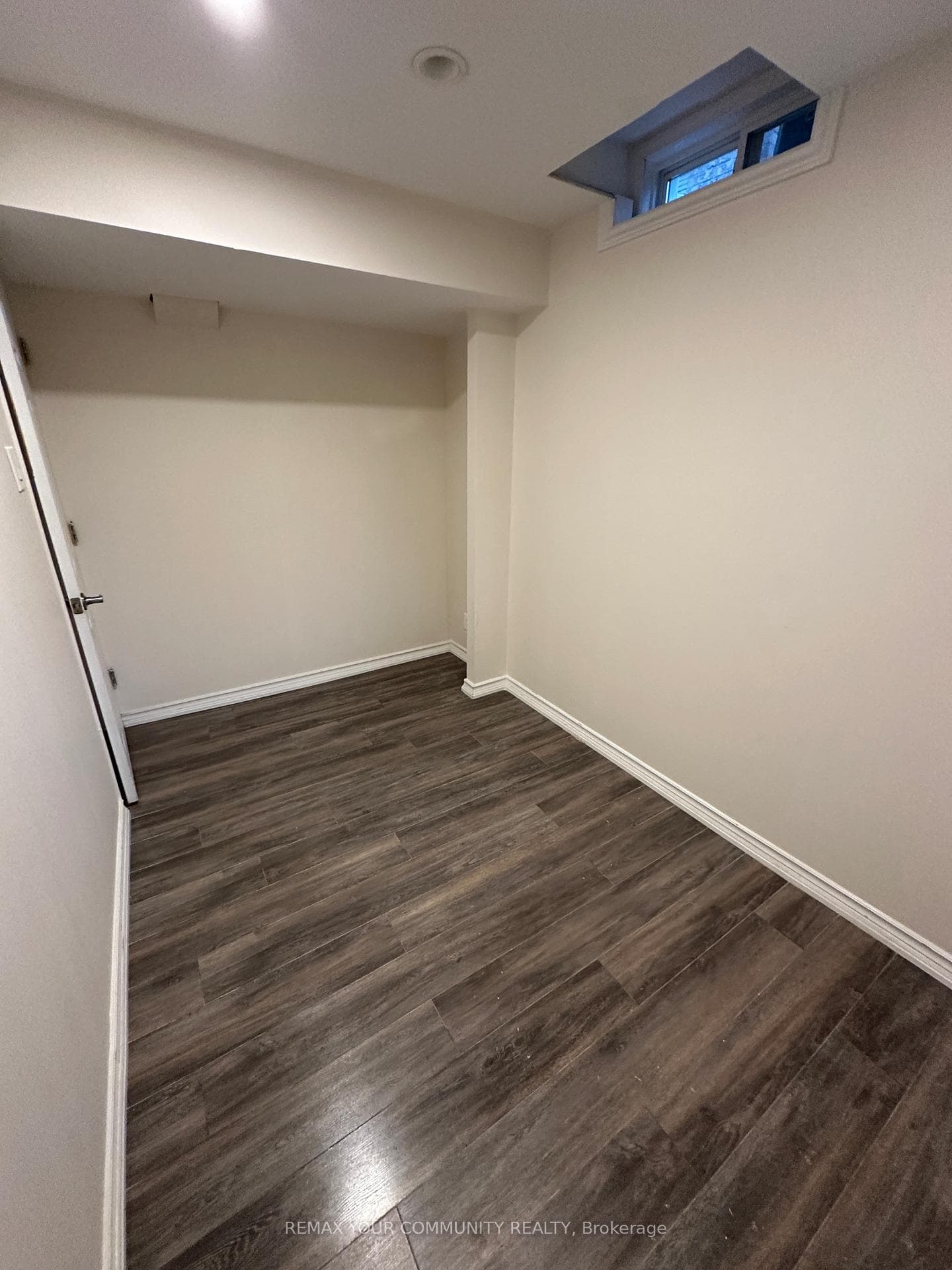 25 Fitzwilliam Avenue Unit Bsmt photo 21