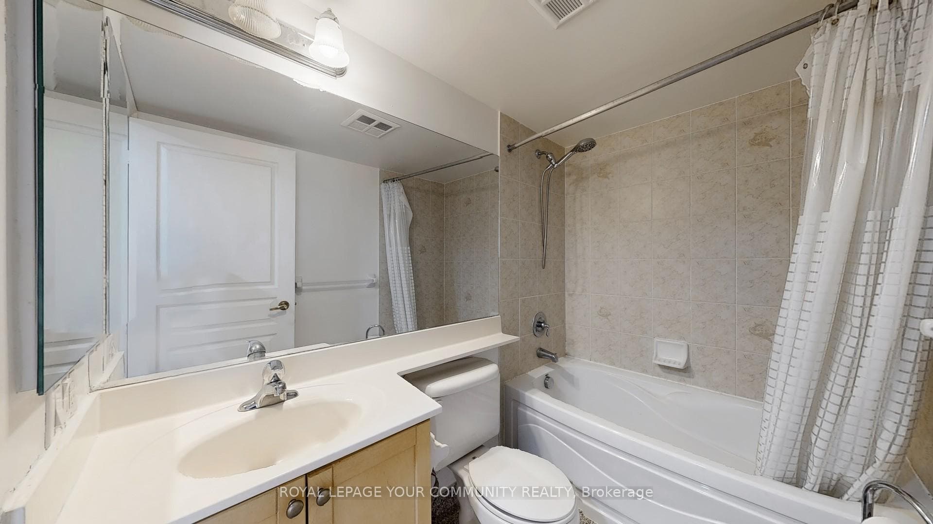 10 Northtown Way Unit 607 photo 34