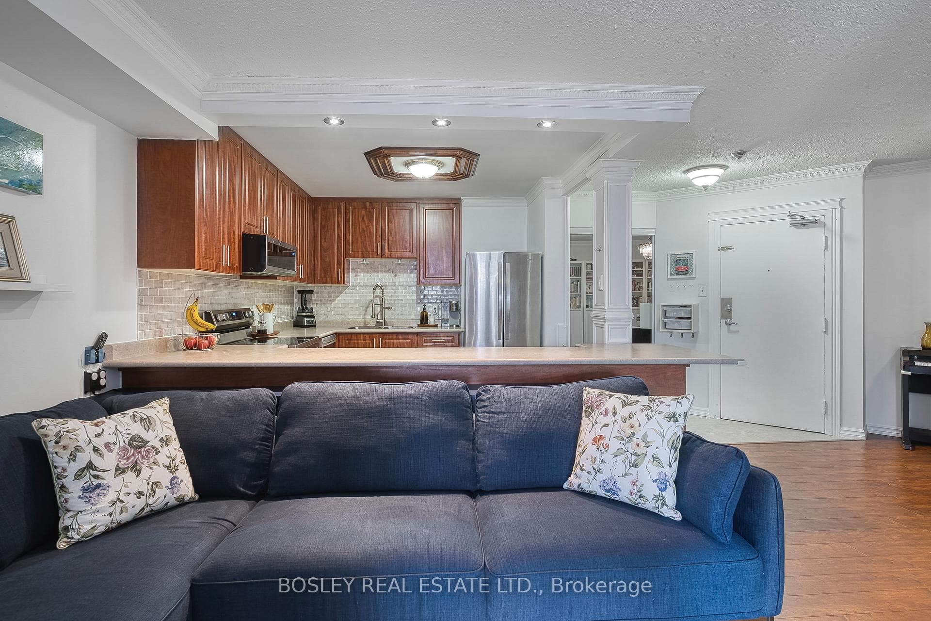 3559 Eglinton Avenue Unit 1106 photo 9