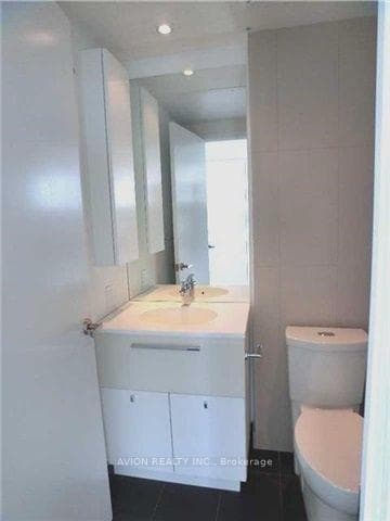 15 Grenville Street Unit 2805 photo 10
