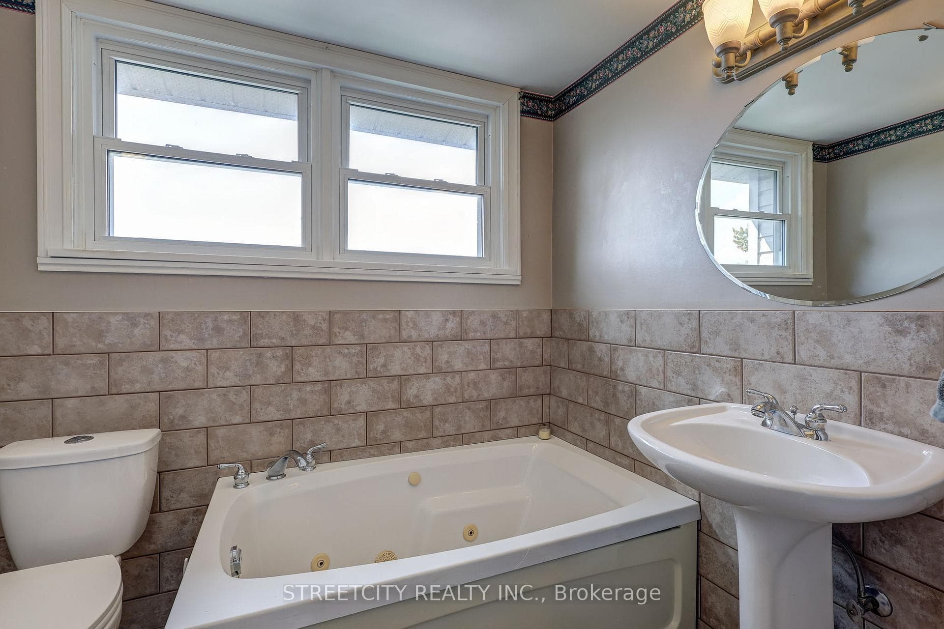 9502 Union Road photo 26