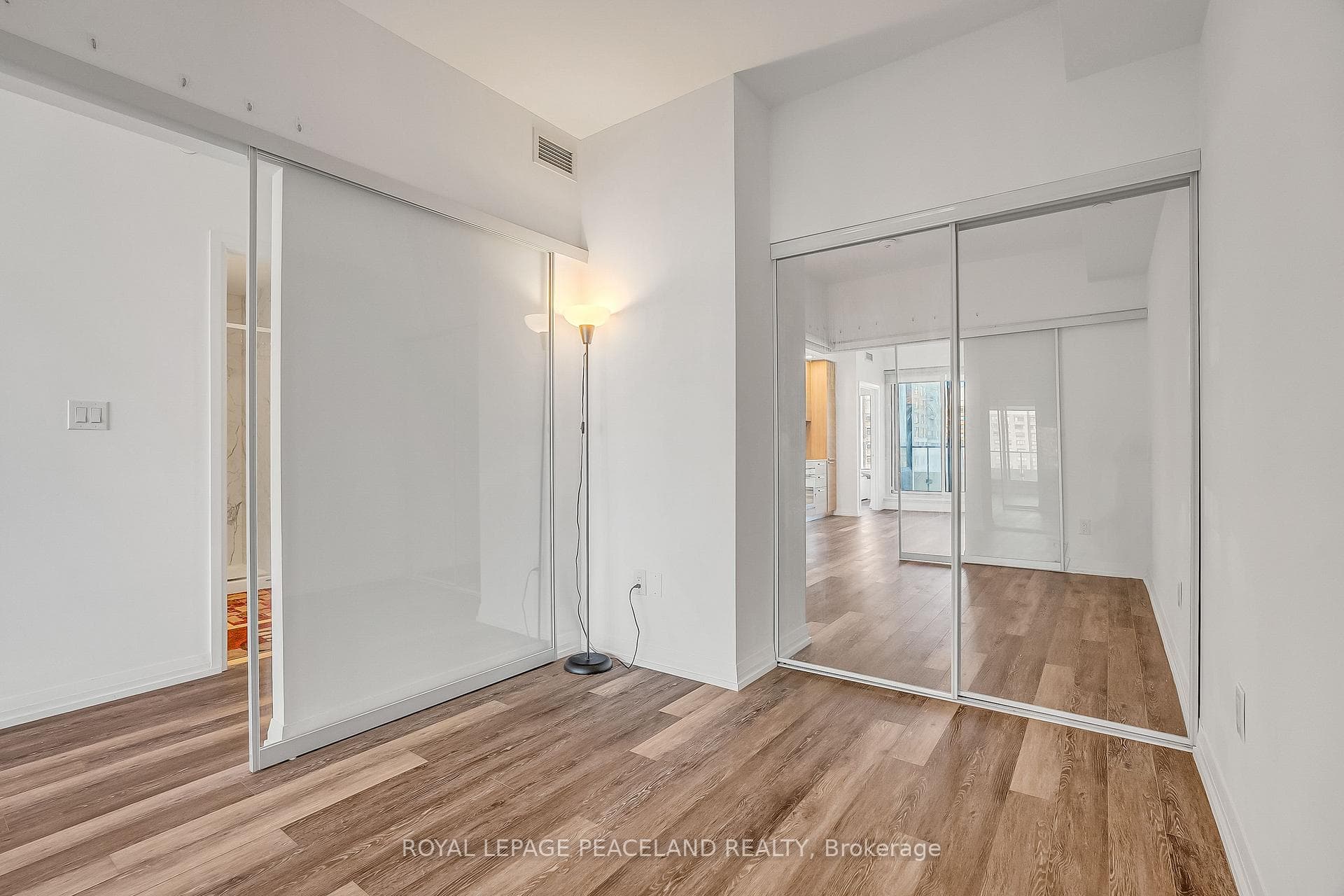75 Canterbury Place Unit 1215 photo 17