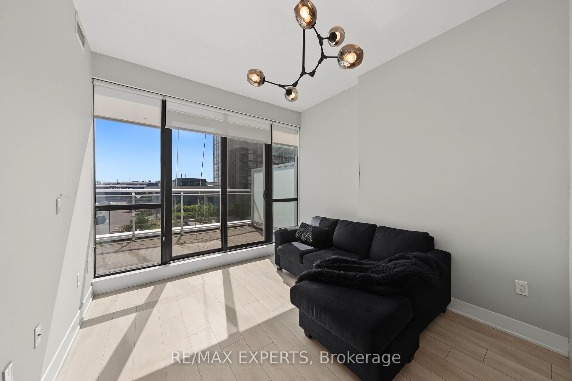 2916 Highway 7 N/A Unit 201 photo 14
