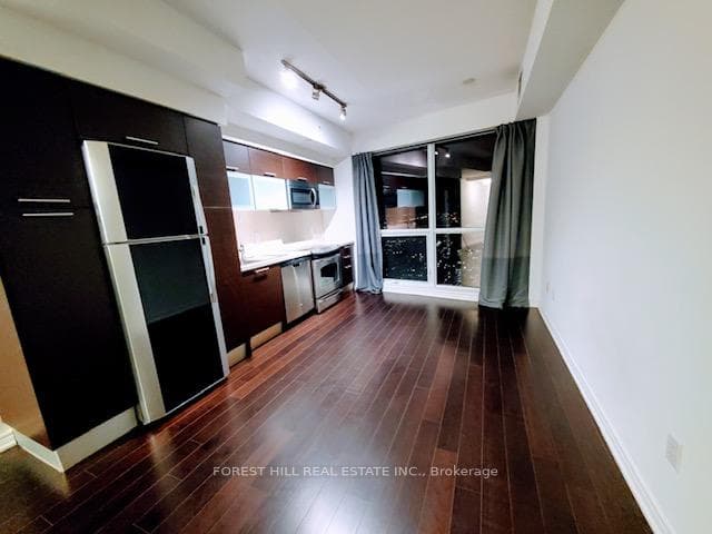 386 Yonge Street Unit 4606 photo 1