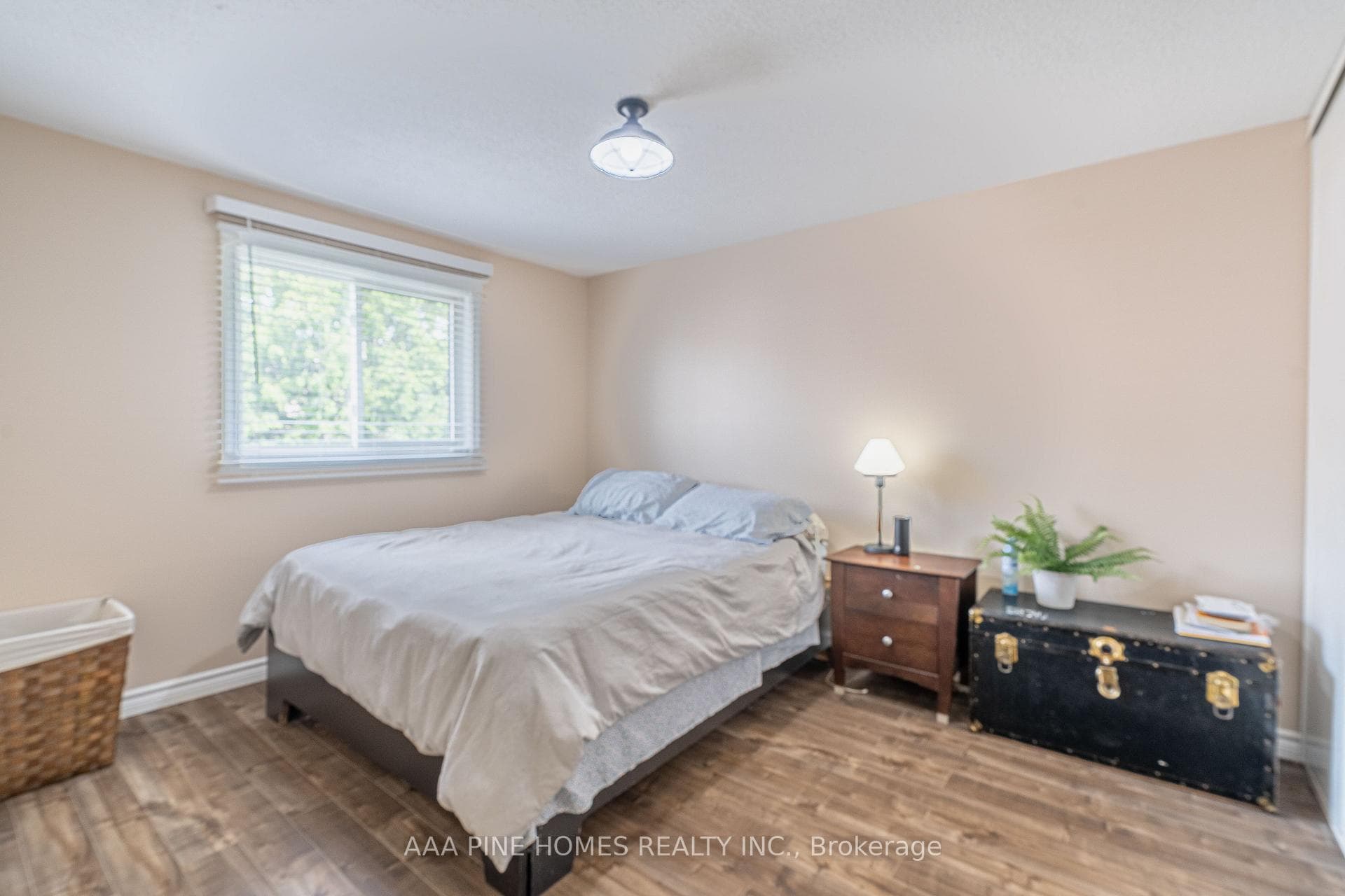 26 Sparklett Crescent photo 20