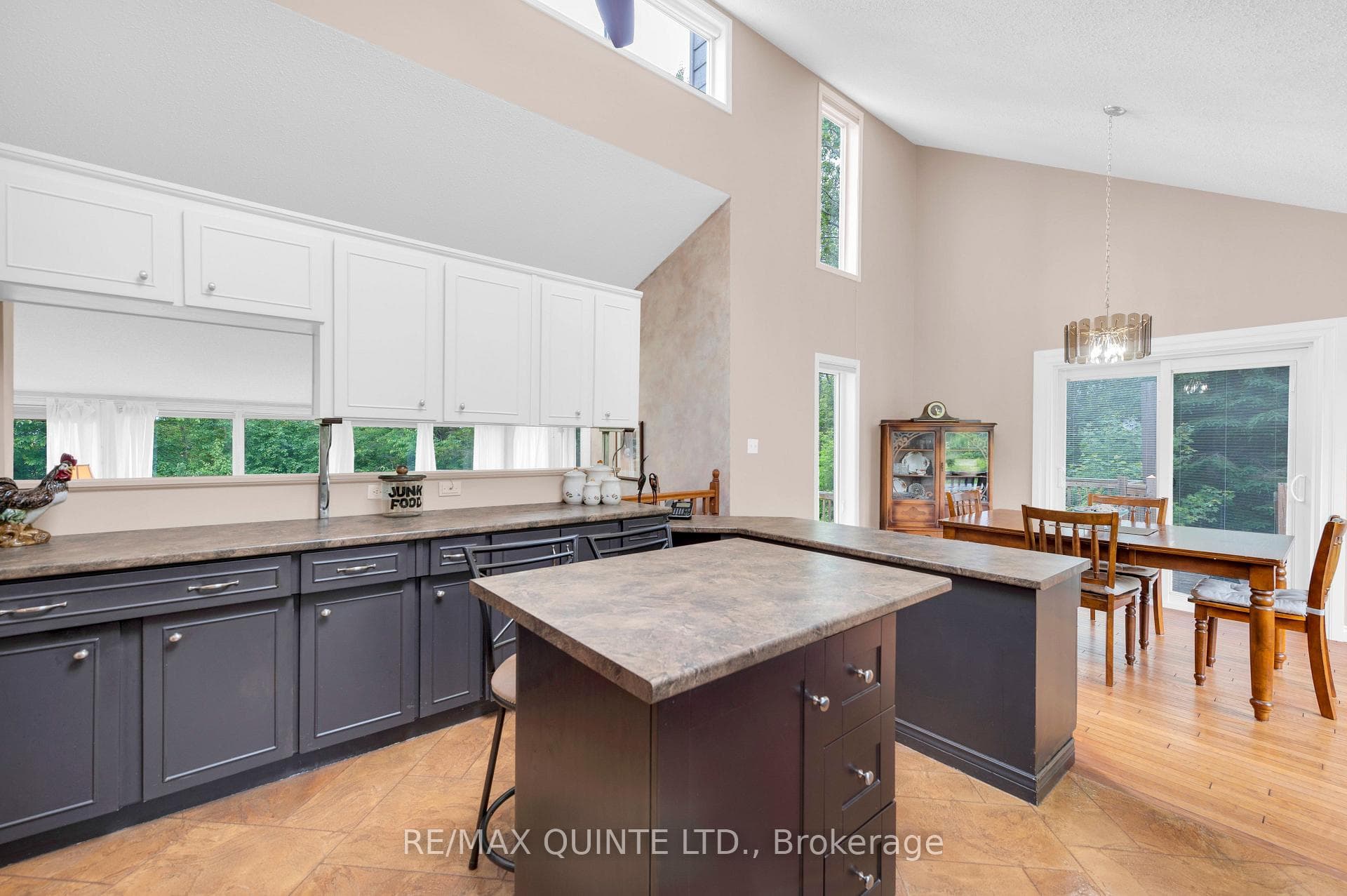 226 Boulton Road photo 6