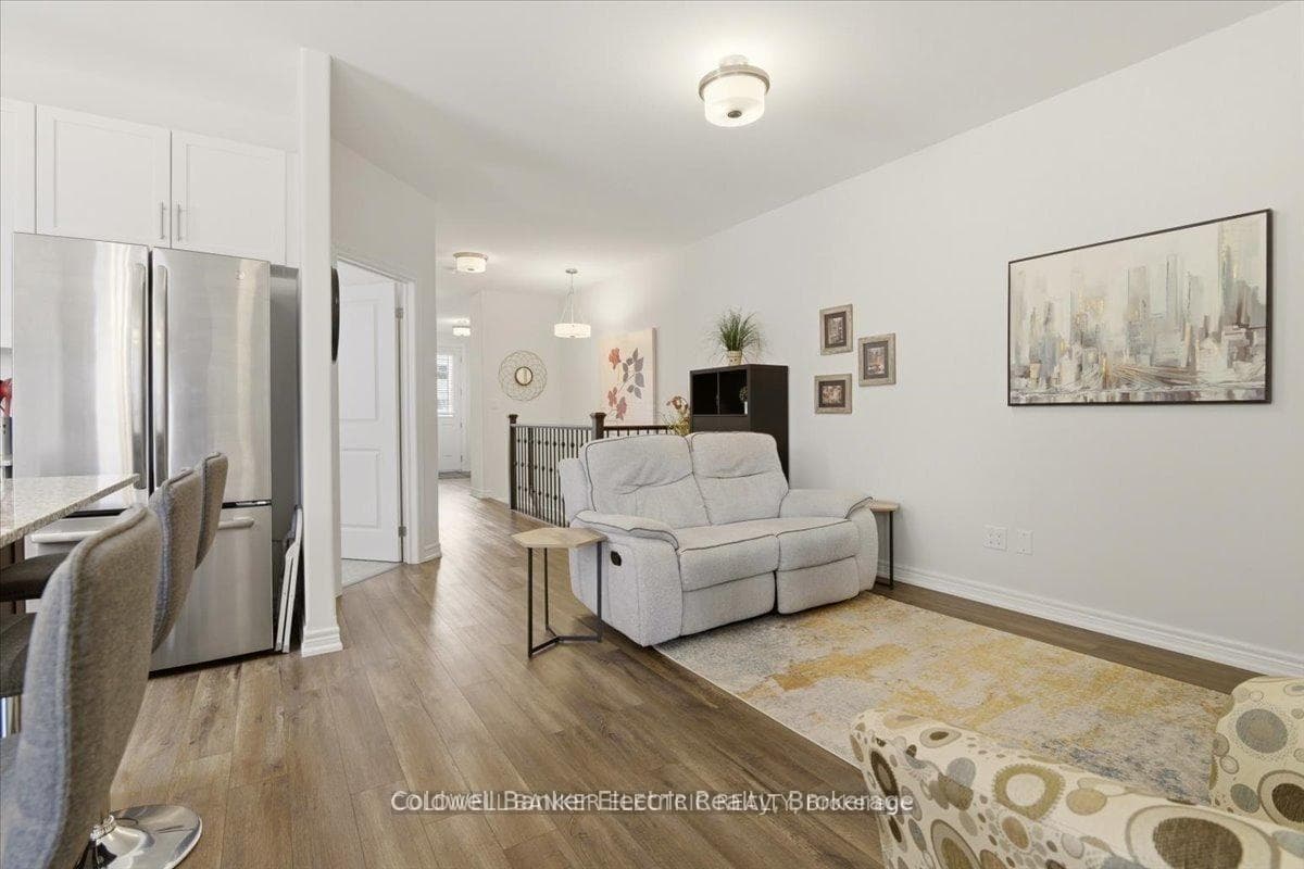 80 Marsh Avenue Unit 14 photo 13