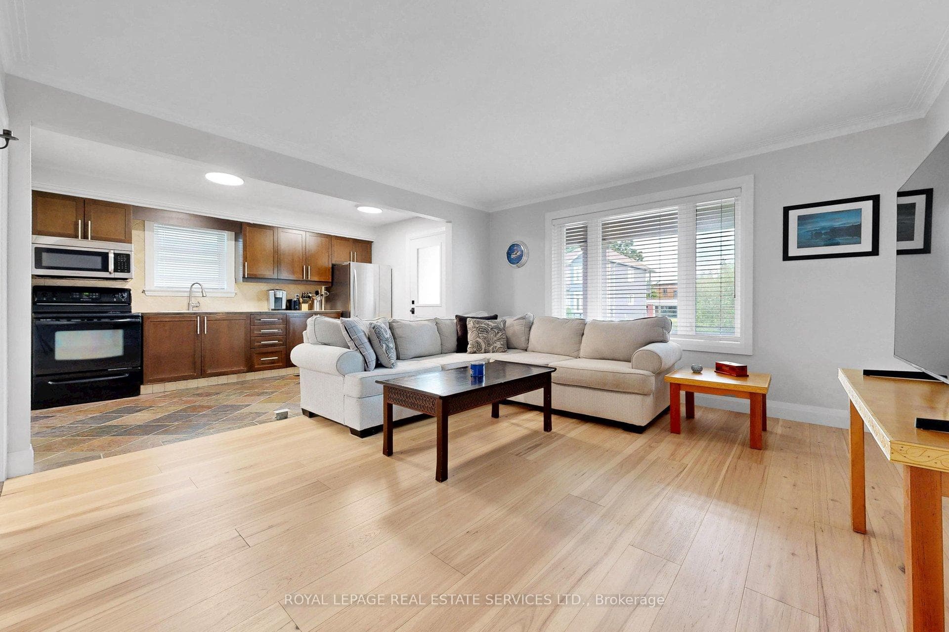 6 Parkchester Road photo 6