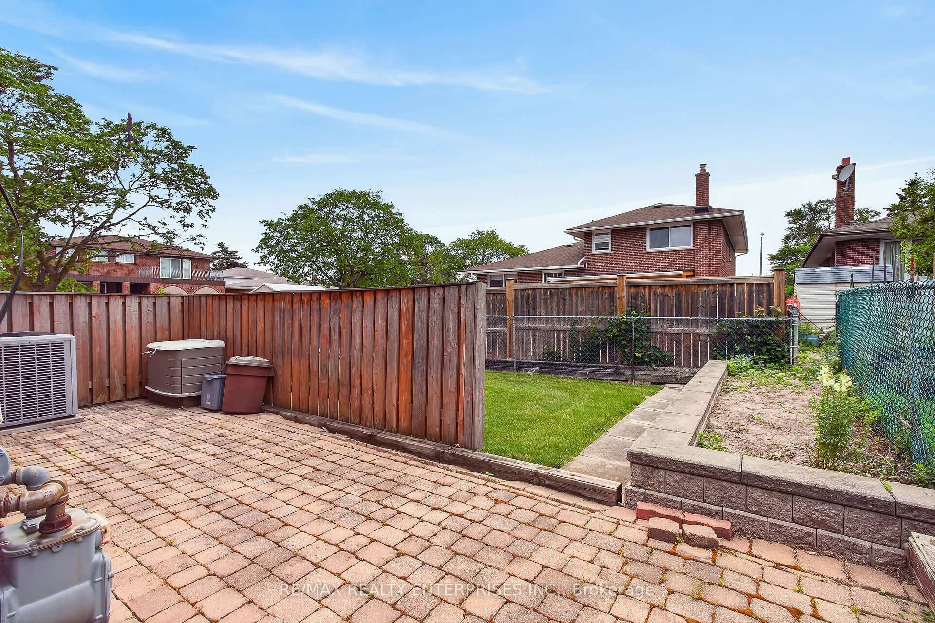 3 Slane Court photo 47