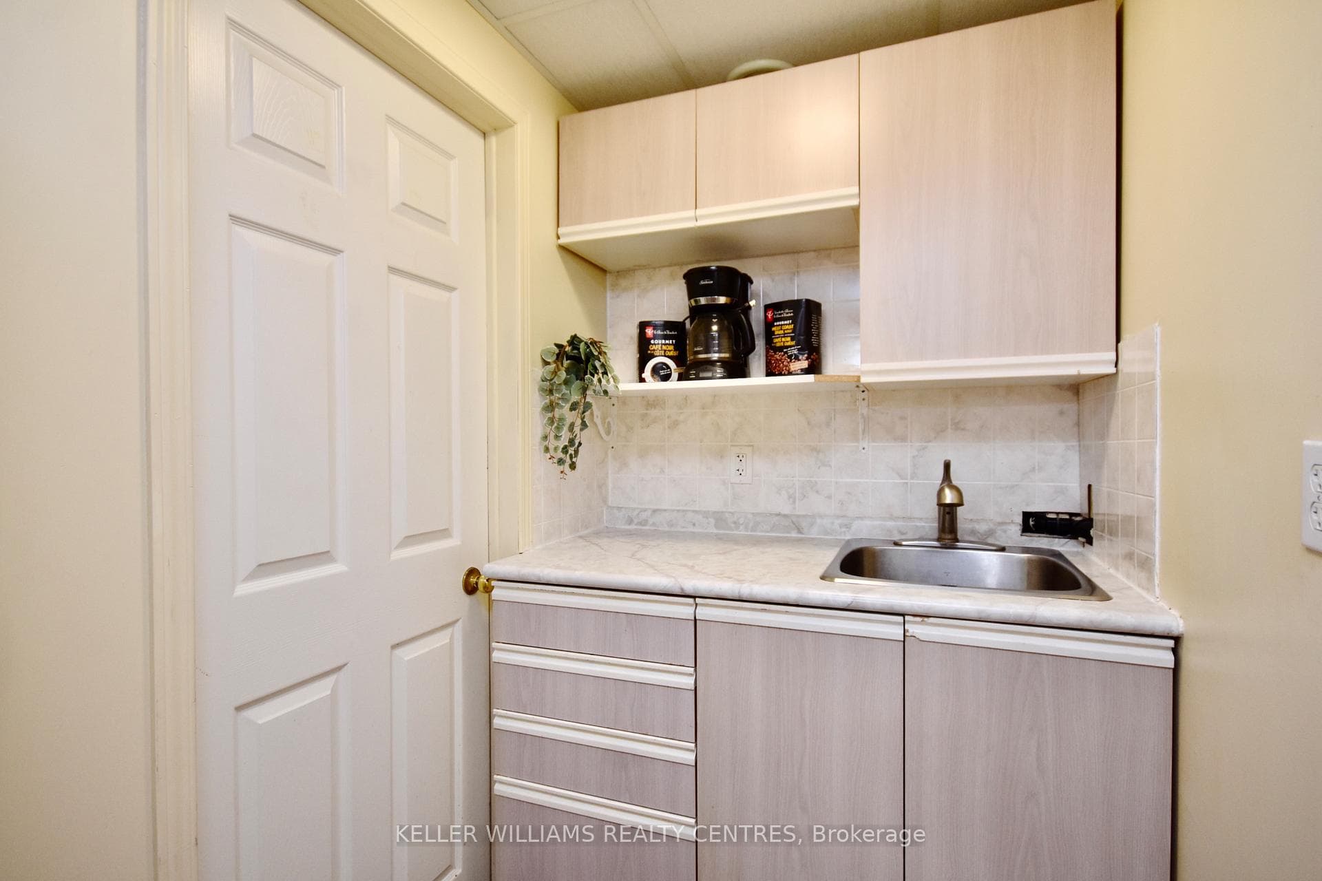 67 Moir Crescent photo 28