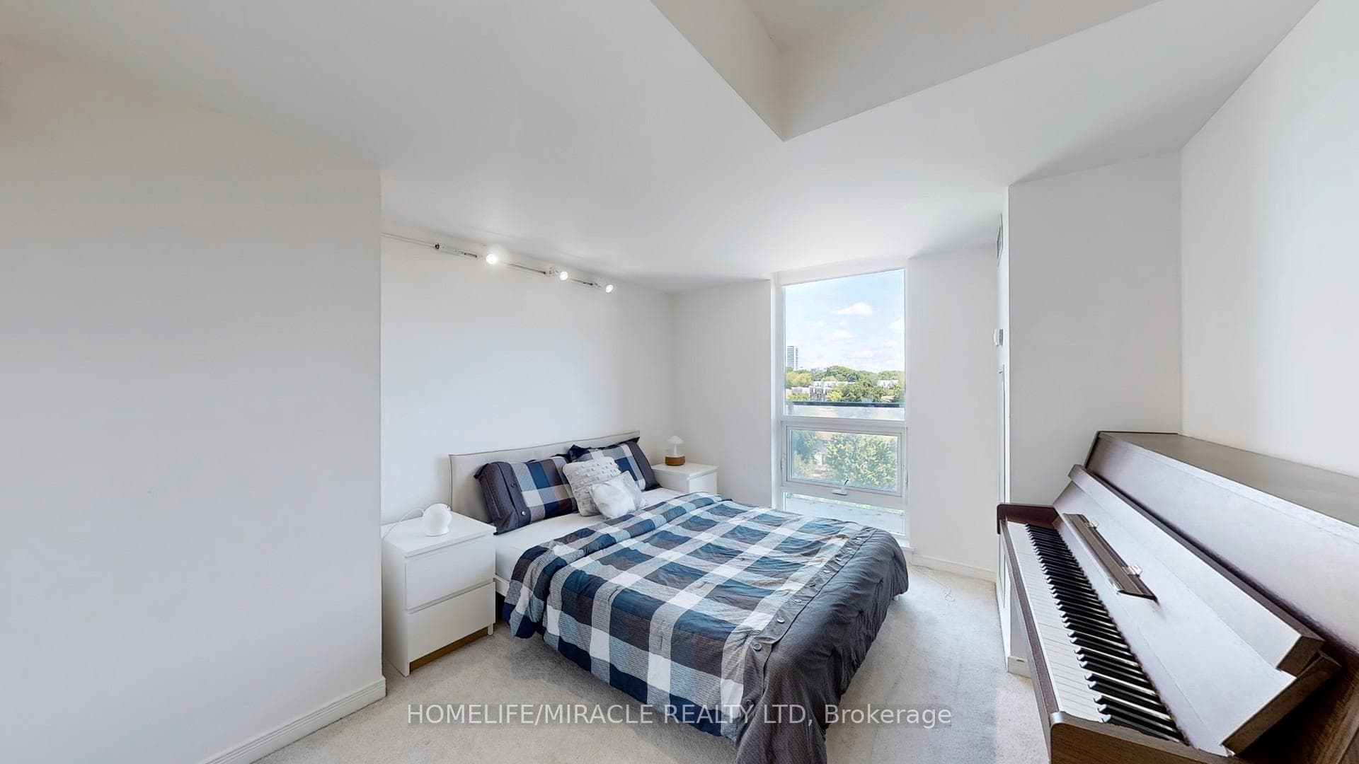 18 Valley Woods Road Unit Ph311 photo 27