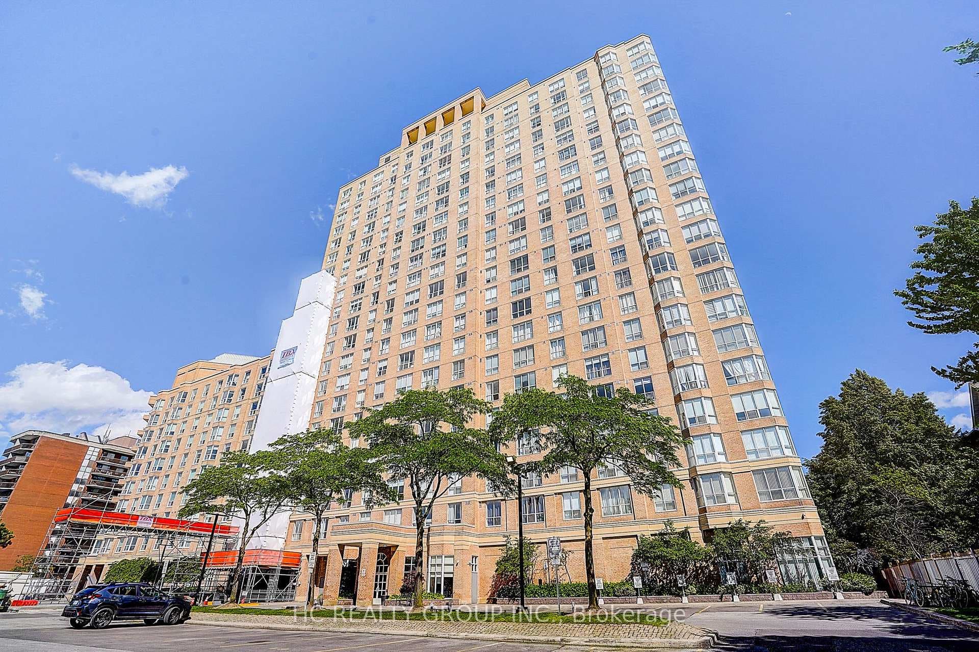 21 Overlea Boulevard Unit 1602 photo 2