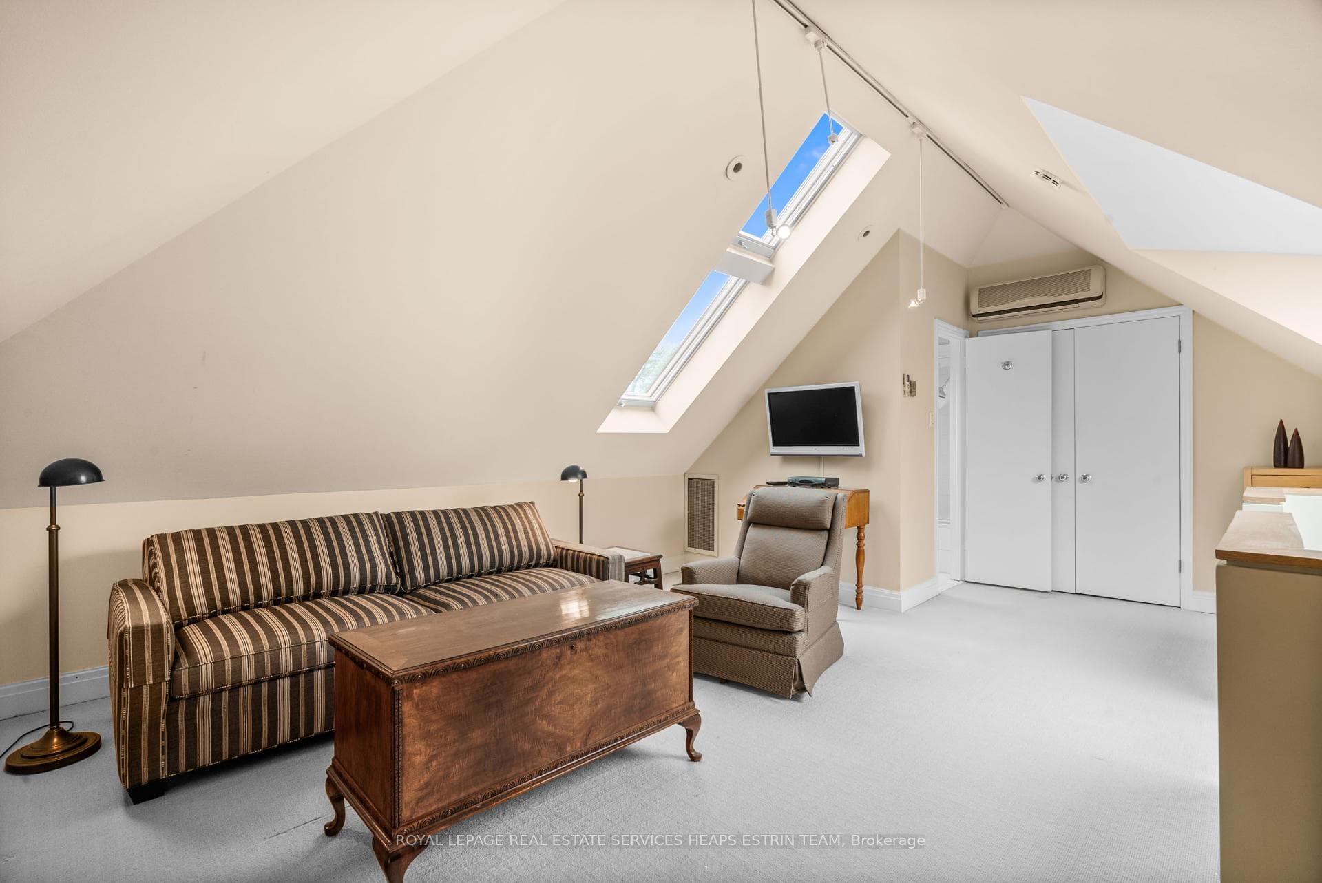 44 Glenrose Avenue photo 33